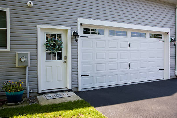 24/7 Emergency Garage Door experts in Concord, VA